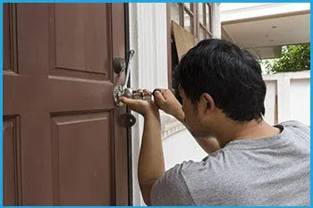 Lock Locksmith Services Tampa, FL 813-703-8701 - 16-emergency-locksmith-opening