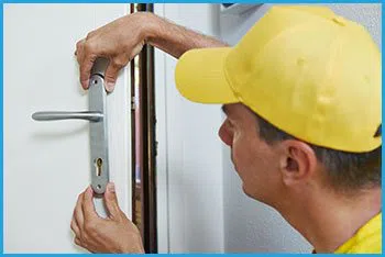 Lock Locksmith Services Tampa, FL 813-703-8701 - 4-professional-locksmith